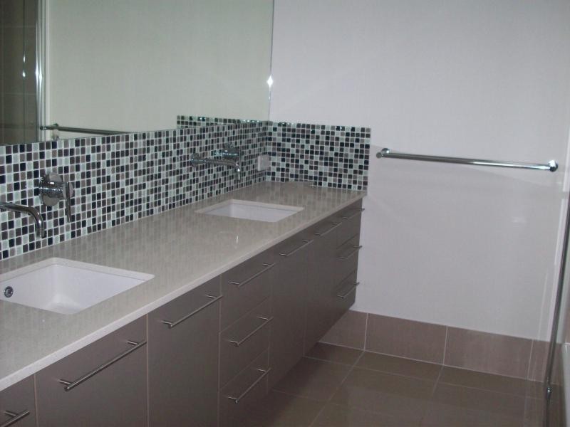 1011 Lakeview Terrace, Benowa QLD 4217